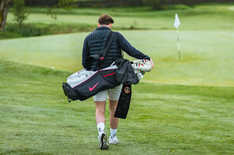 Golfschläger erlaubt